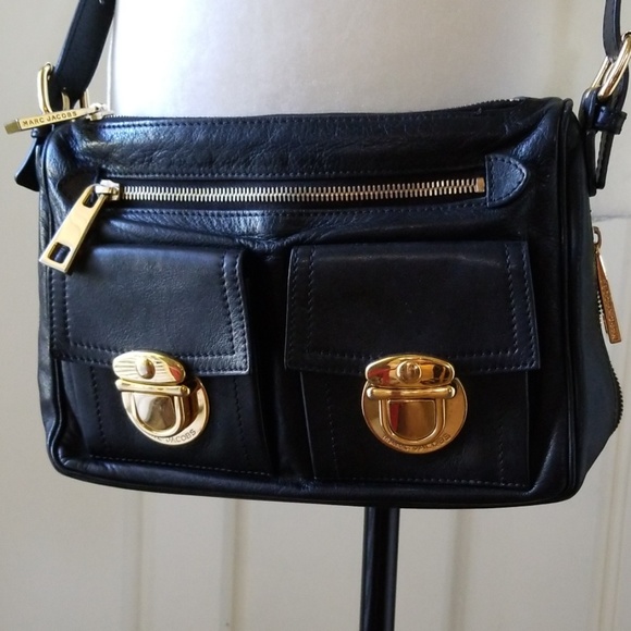 Marc Jacobs Handbags - Marc Jacobs black leather bag